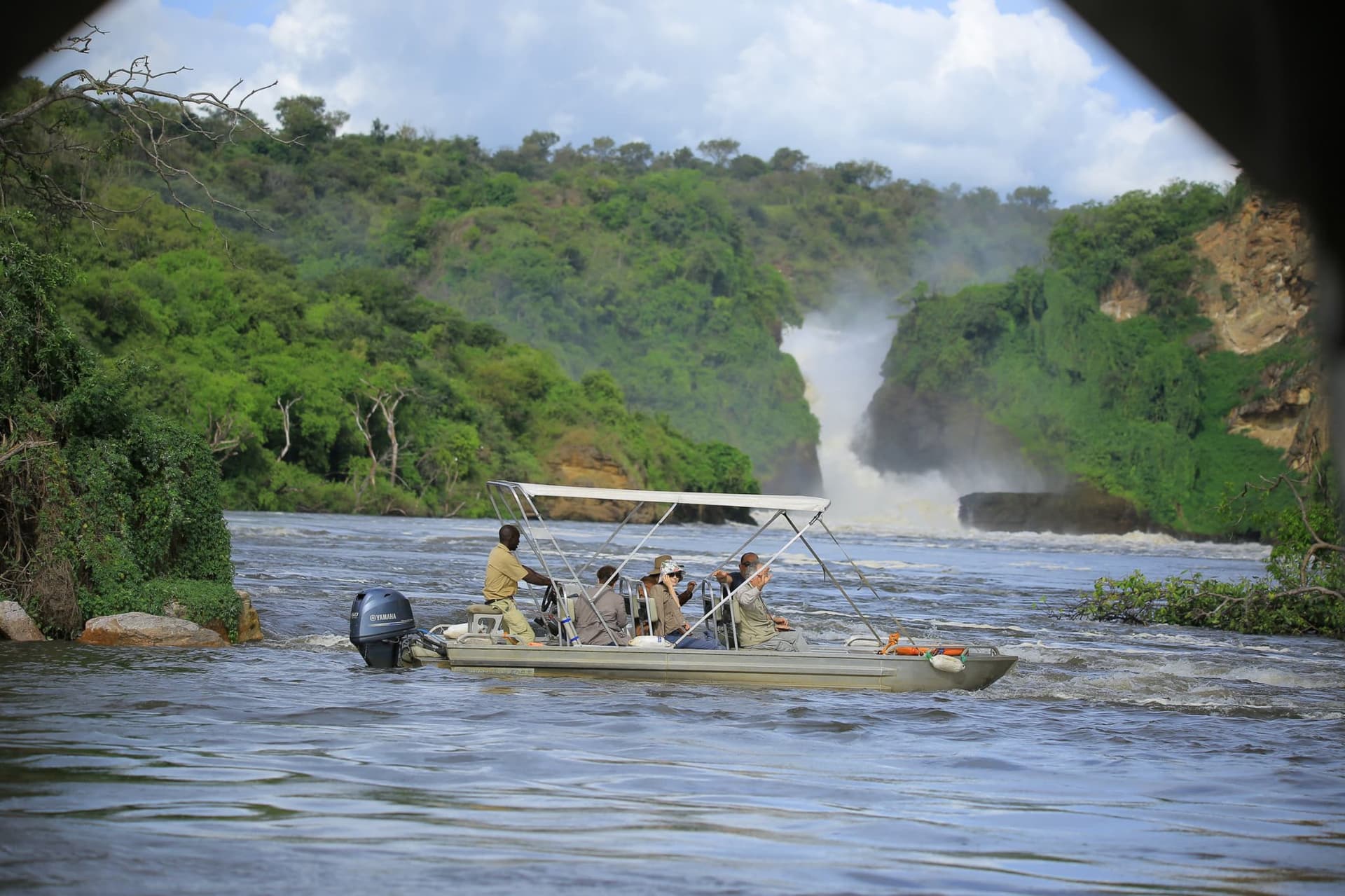 13-Day Luxury Uganda Wildlife and Gorilla Trekking Safari