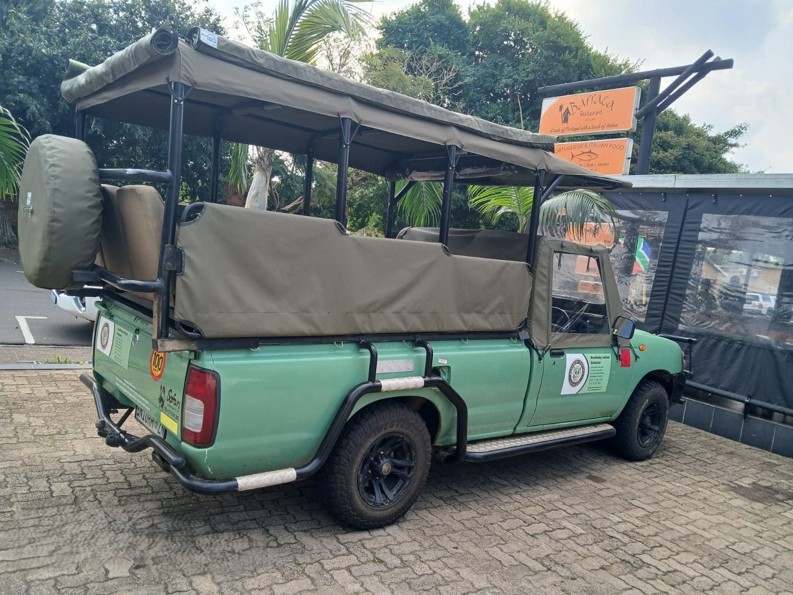 1-Day "Big 5" Hluhluwe-iMfolozi Shore Excursion