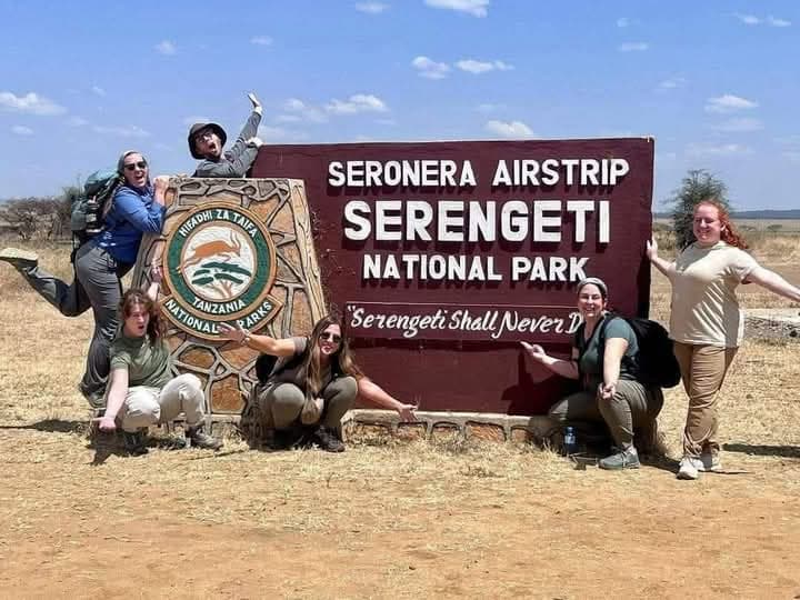 3-Day Serengeti and Ngorongoro Crater-Midrange Tour